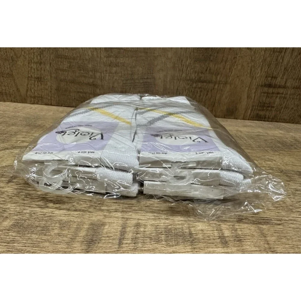 Violet Legwear girl's size 6 white tube striped socks  new  set of 6 pairs